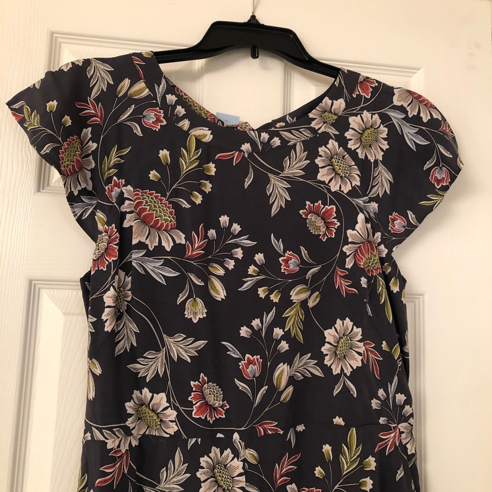 NWT Loft outlet 14p floral romper